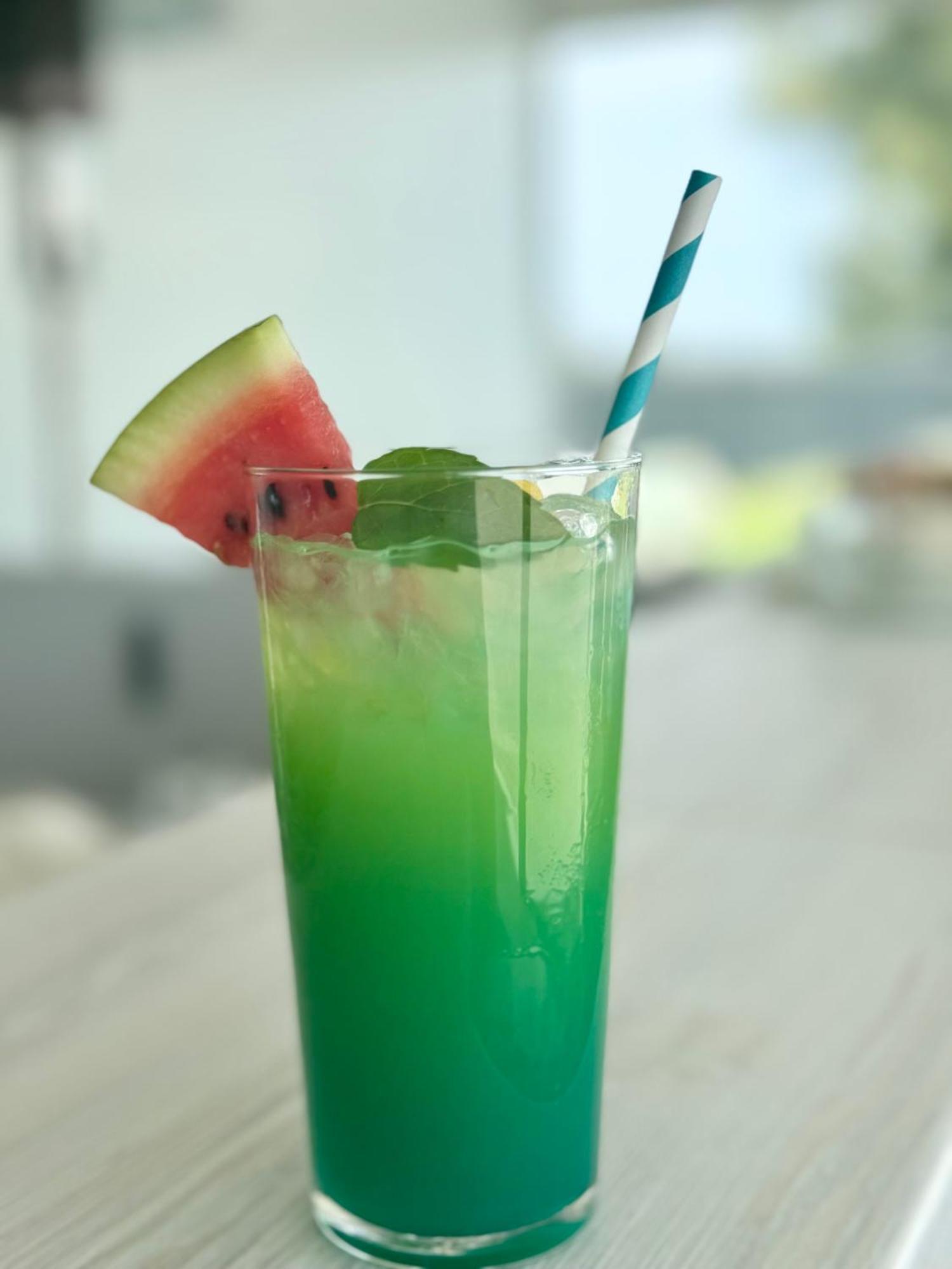 Destino Wakacyjne Domki-Dwa Podgrzewane Baseny-Drink Bar Großmöllen Exterior foto